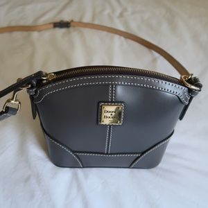 DOONEY & BOURKE PURSE NWOT